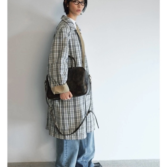 Pixie Market Reversible Khaki Trench Coat with Plaid Lining & Cuff Detail - Picture 7 of 9